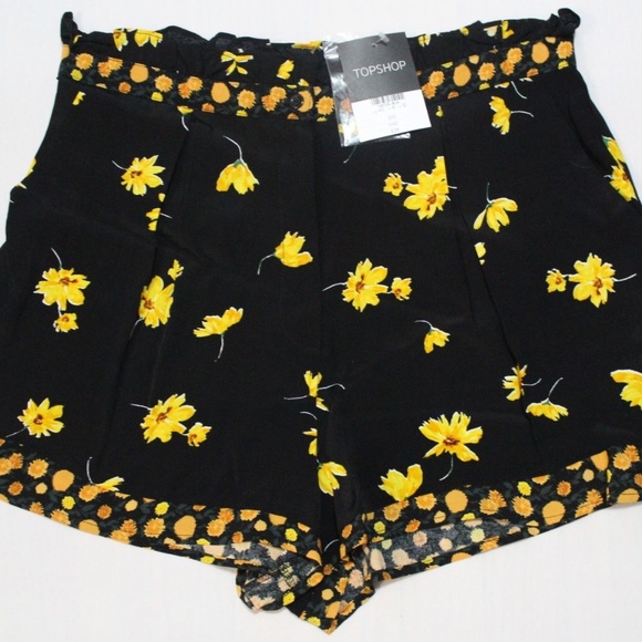 Topshop Pants - TOPSHOP BLACK FLORAL SHORT